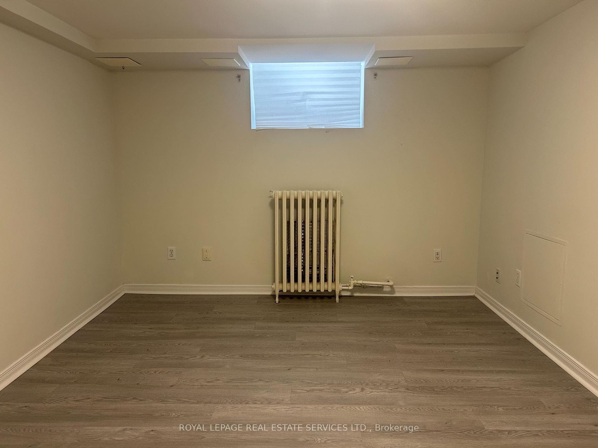 727 Avenue Road Unit L photo 16