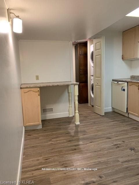 12 PARKWAY (LOWER) Avenue photo 4