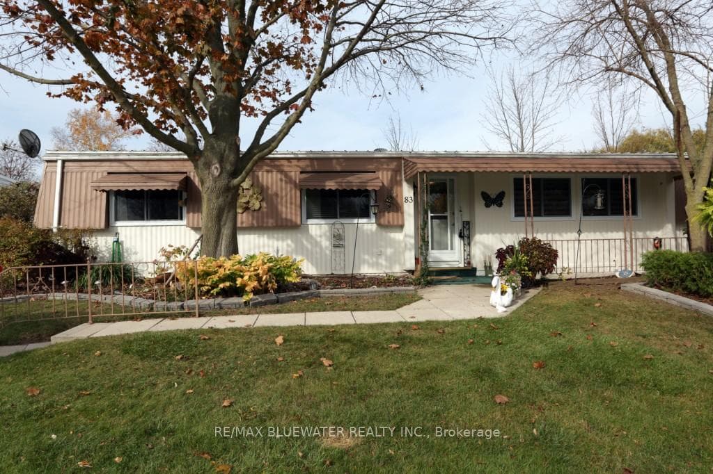 83 Dunes Drive photo 1