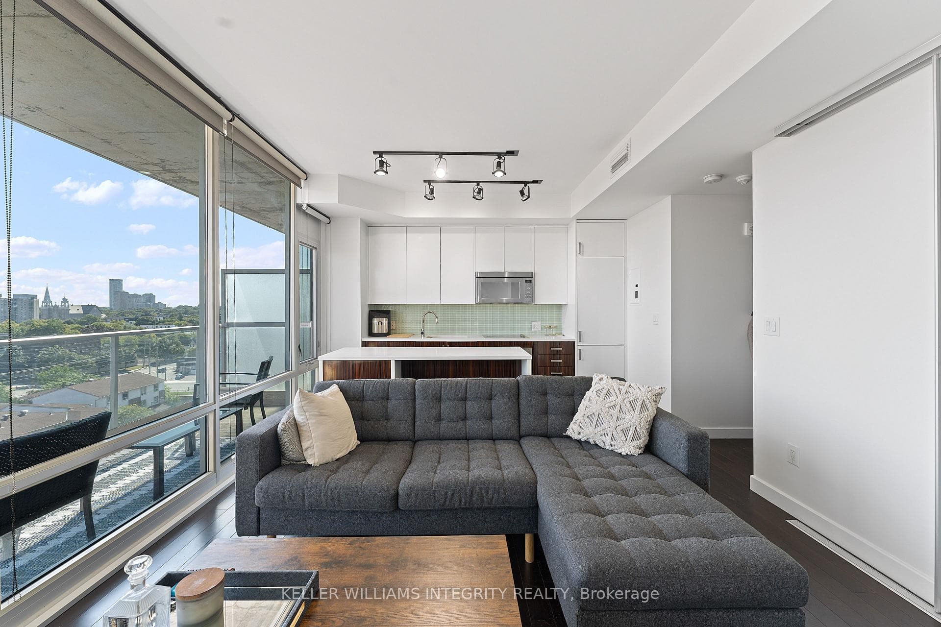 201 PARKDALE Avenue Unit 901 photo 6