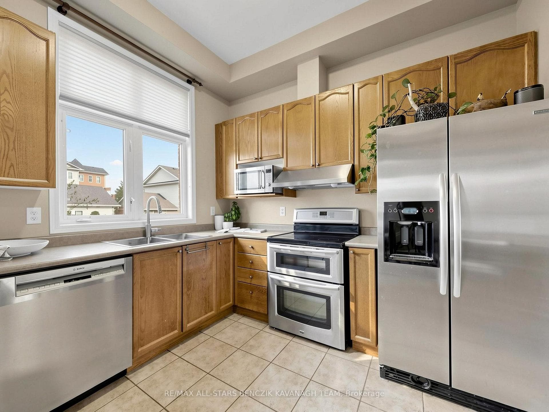 225 Walkerville Road photo 6