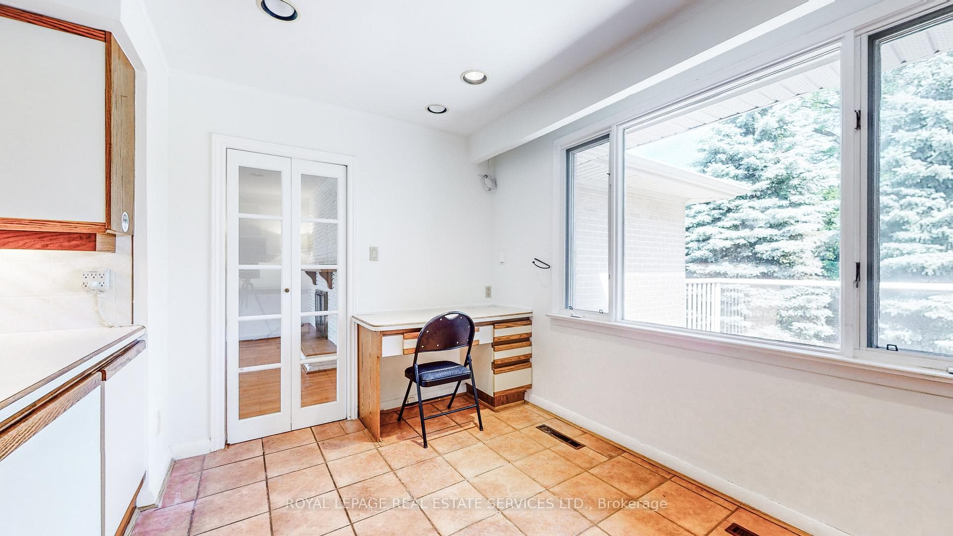 24 Burleigh Heights Drive photo 18