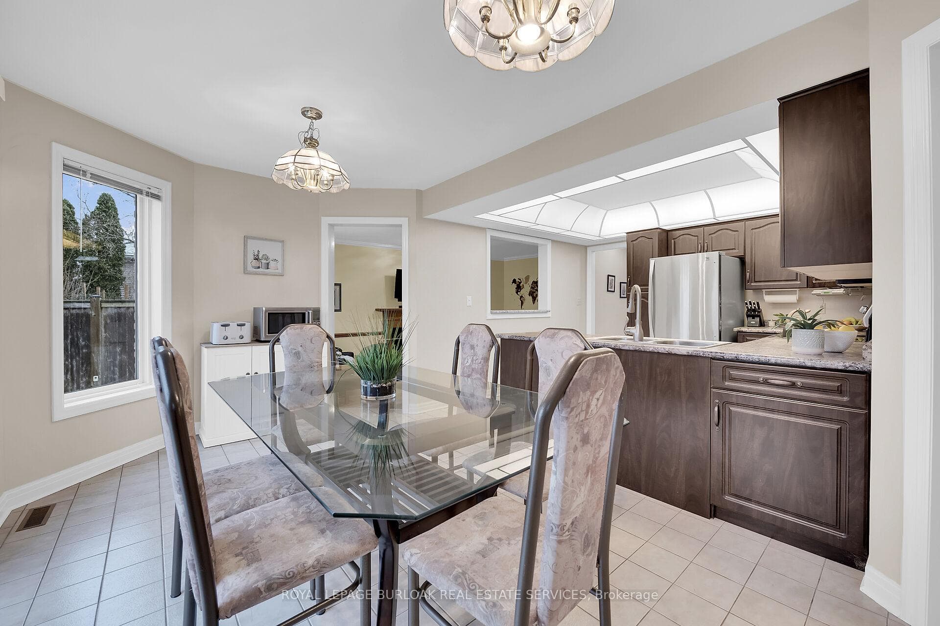 45 Stoney Brook Crescent photo 7