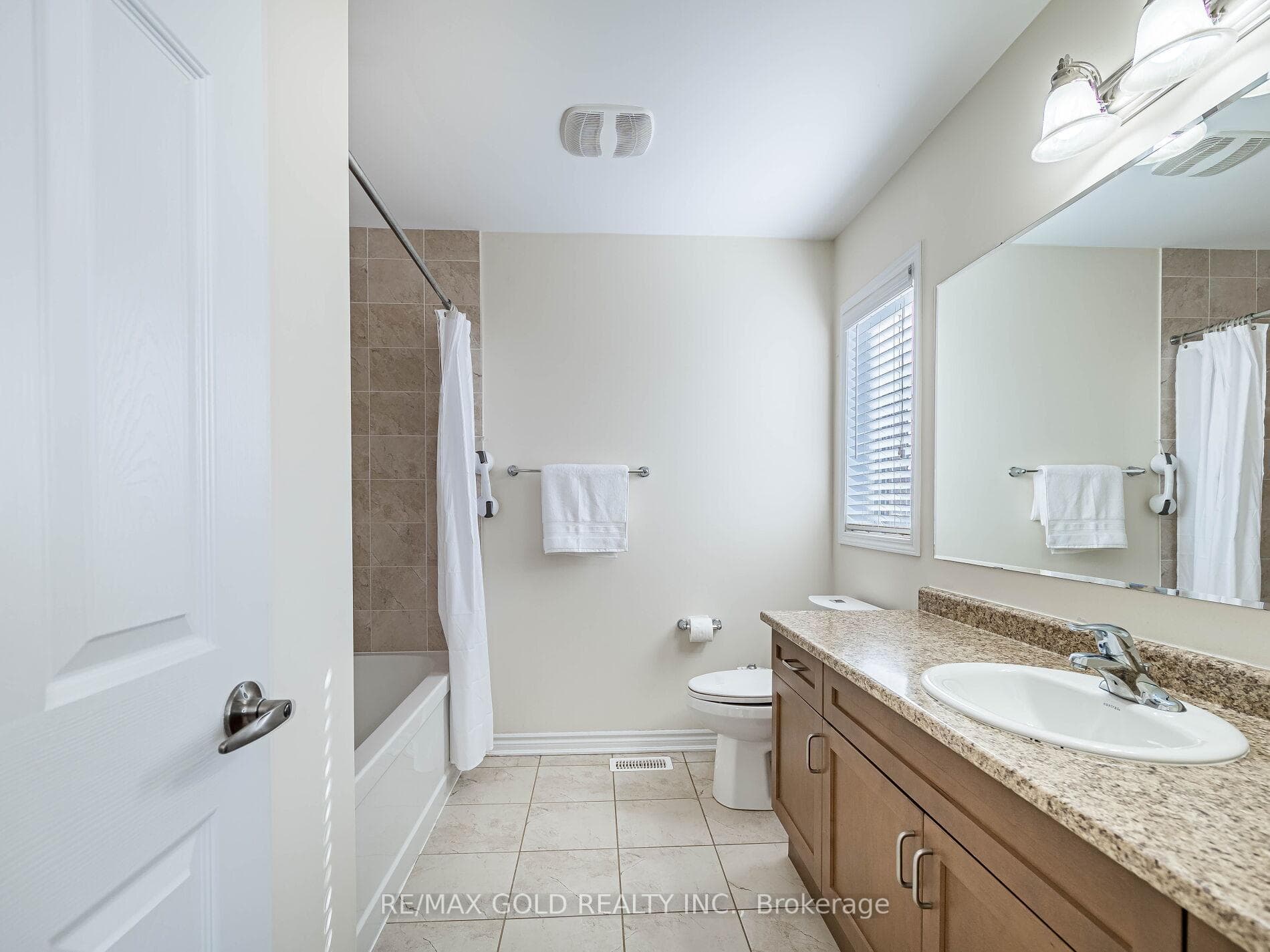 Master Ensuite
