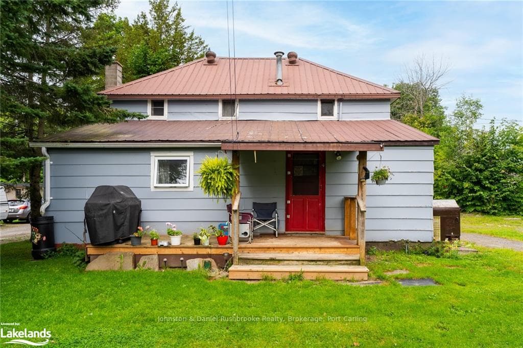 1015 MILL Street photo 1