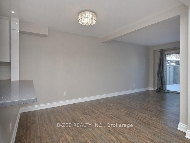 2079 The Collegeway N/A Unit 93 photo 8