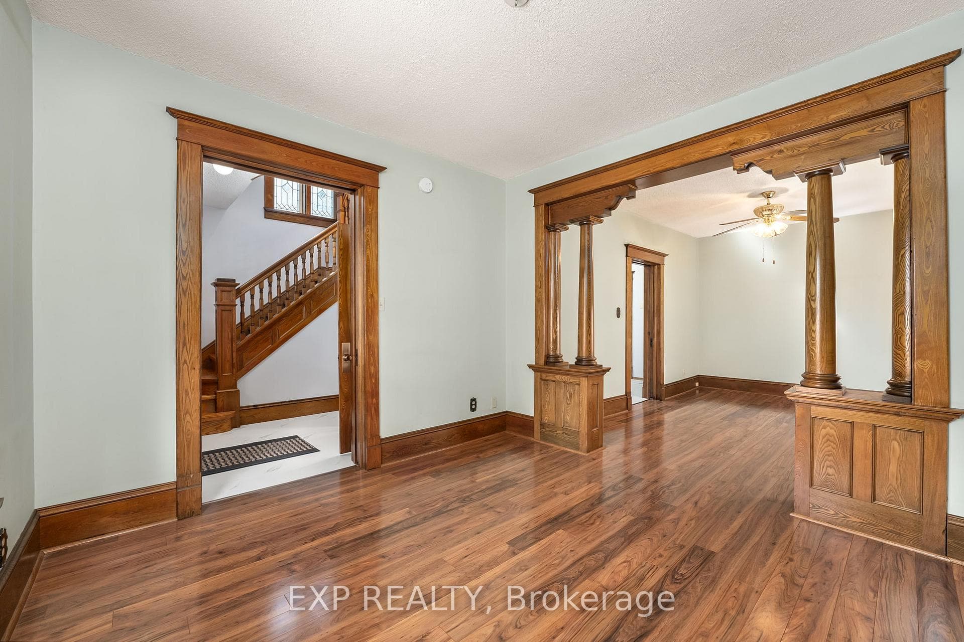 10 Stahl Avenue photo 8