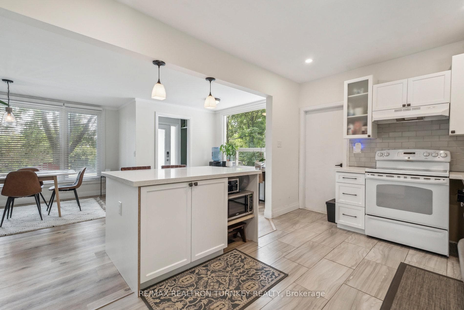 228 Blake Street photo 8