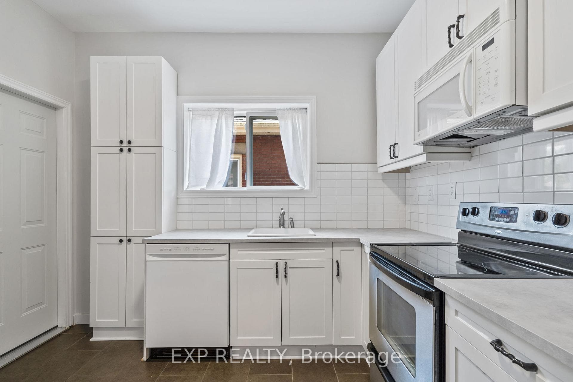 318 Ashland Avenue Unit 1 photo 11