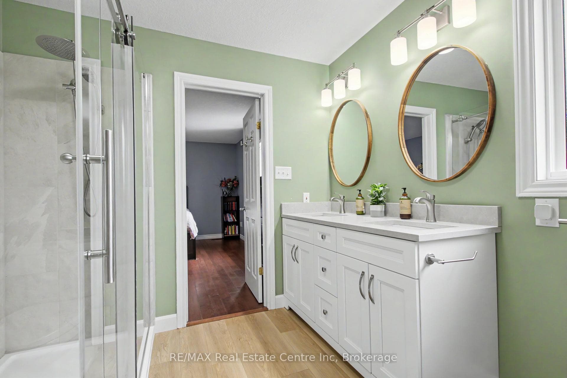 50 Forler Street photo 26