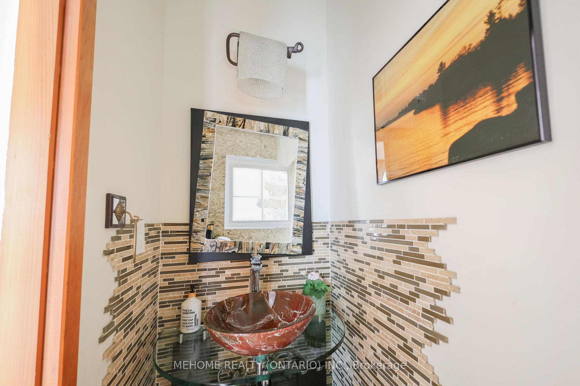 198 Chalmers Street photo 16