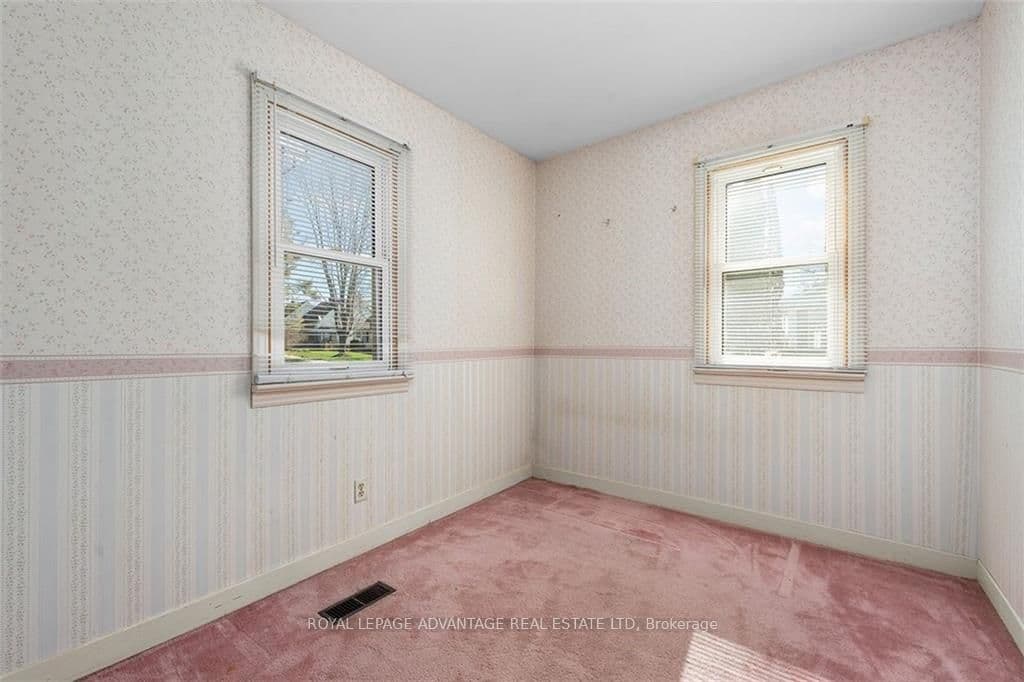 42 QUEEN Street photo 15