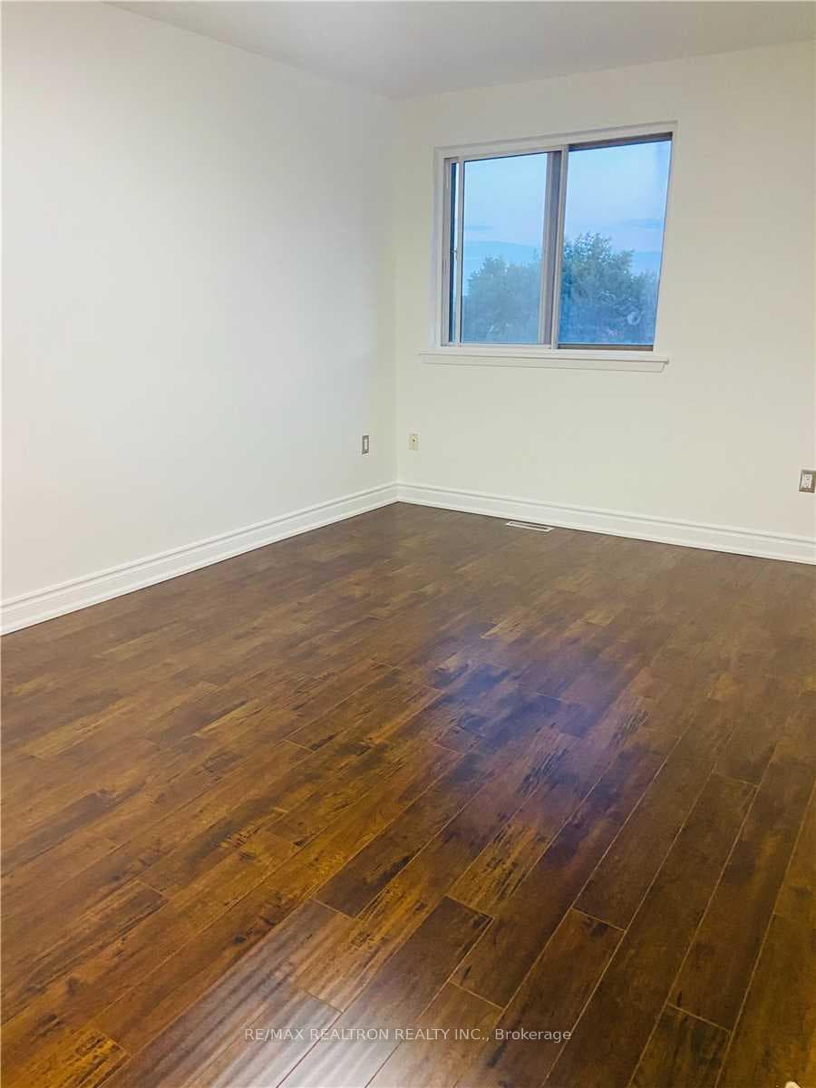 4001 Don Mills Road Unit 208 photo 11