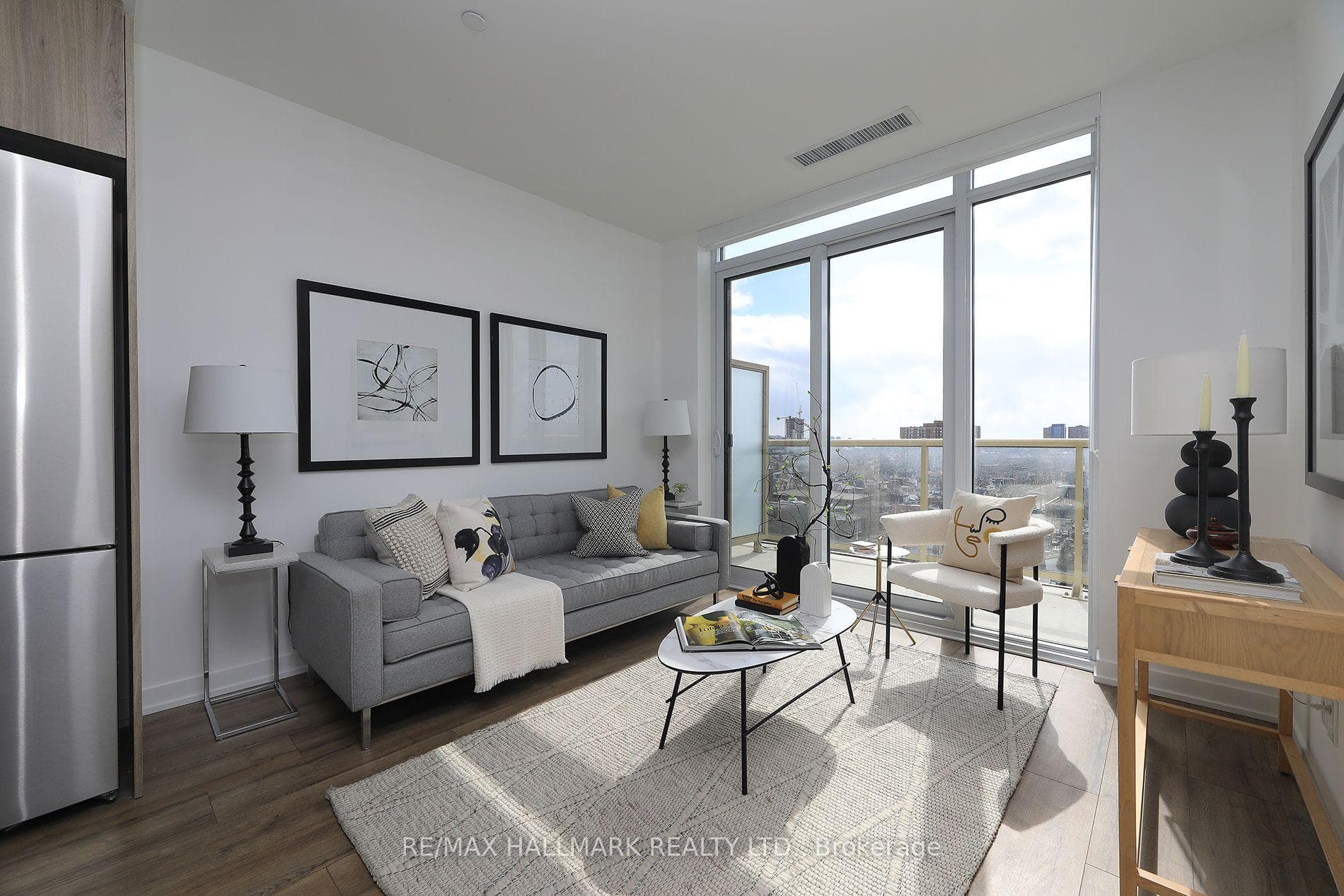 1787 St. Clair Avenue Unit 1111 photo 19