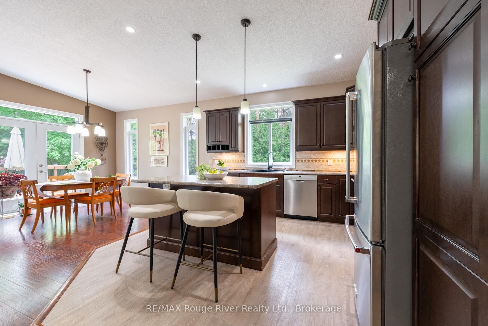 149 Pine Tree Lane photo 15