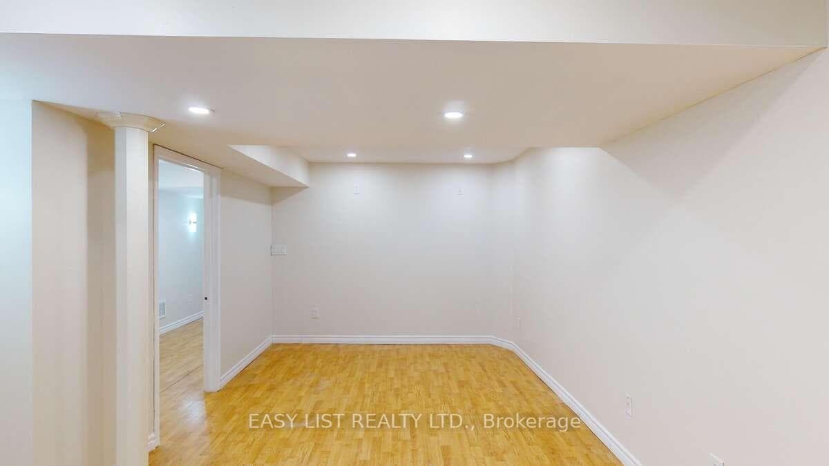71 Beavervalley Drive photo 38
