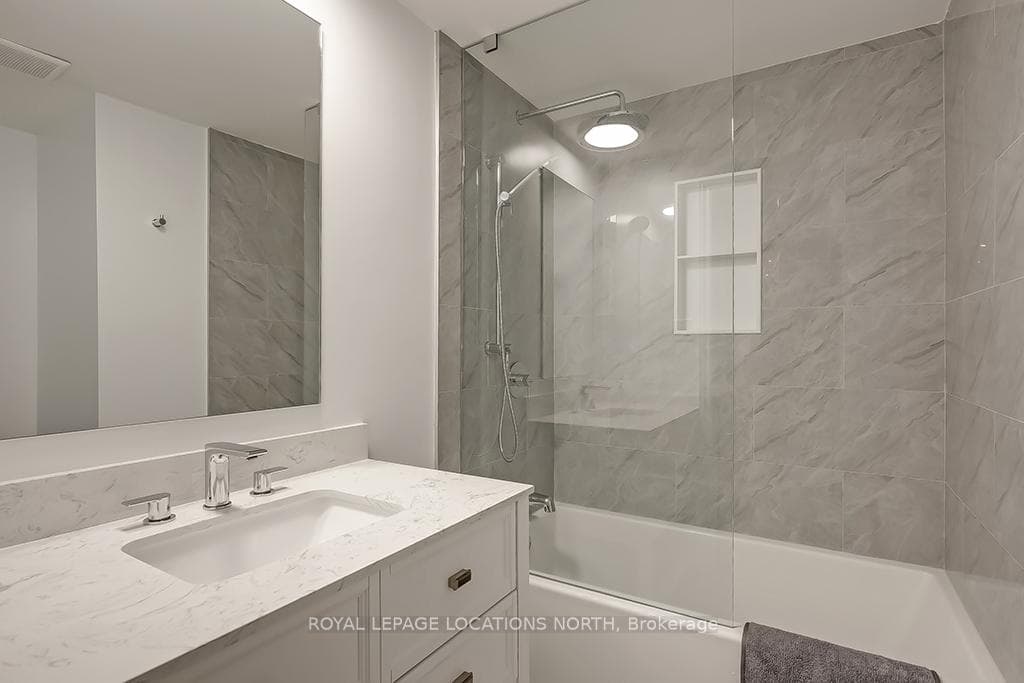 1270 Gainsborough Drive Unit 19 photo 29