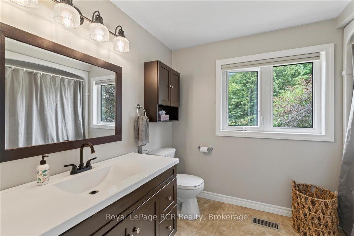 27 Emke Road photo 18