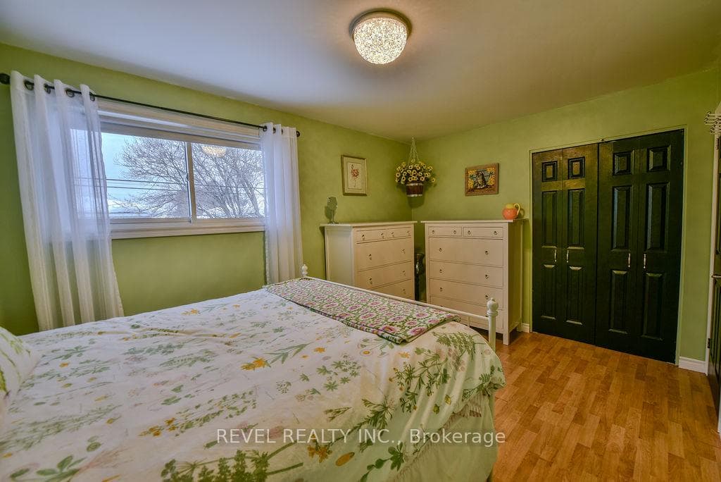 829 Rheaume Crescent photo 22