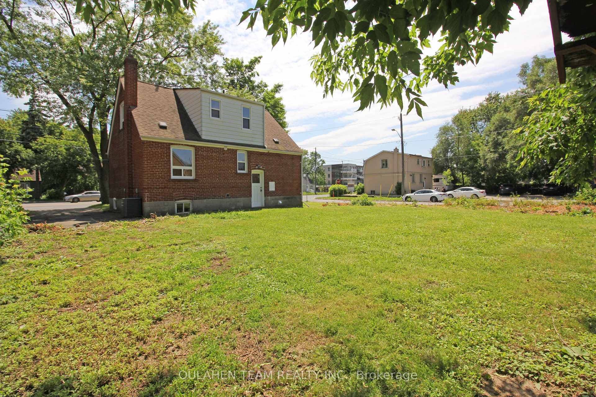 42 Finch Avenue photo 23