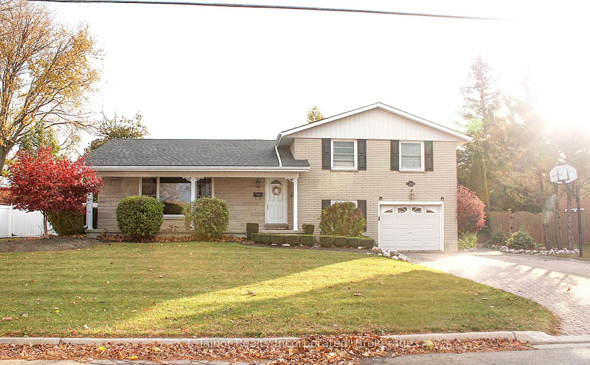 263 Eldon Street photo 1