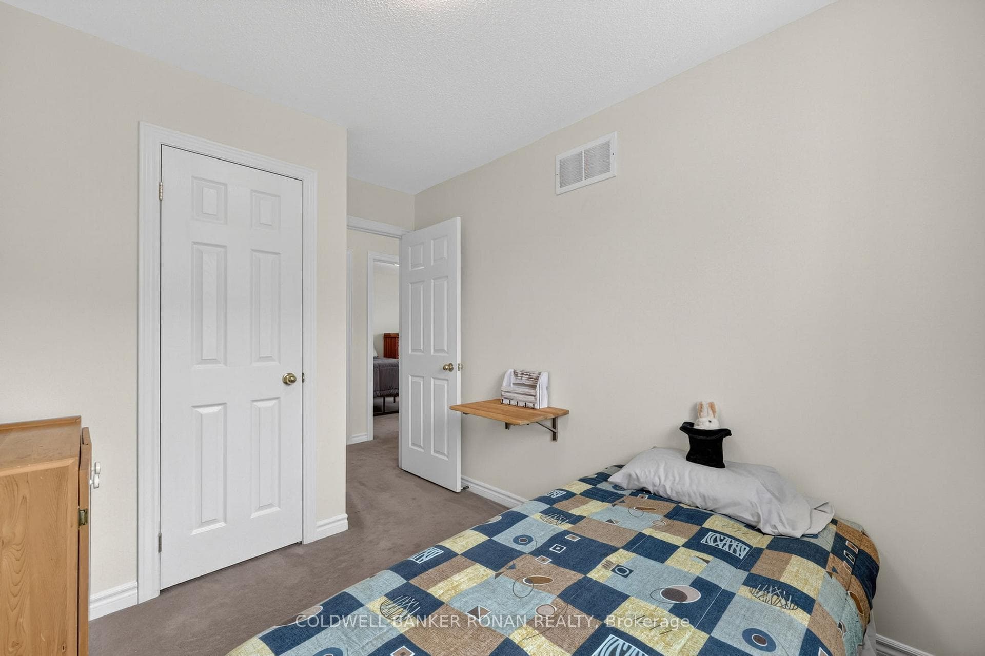 24 Ryan Court photo 18