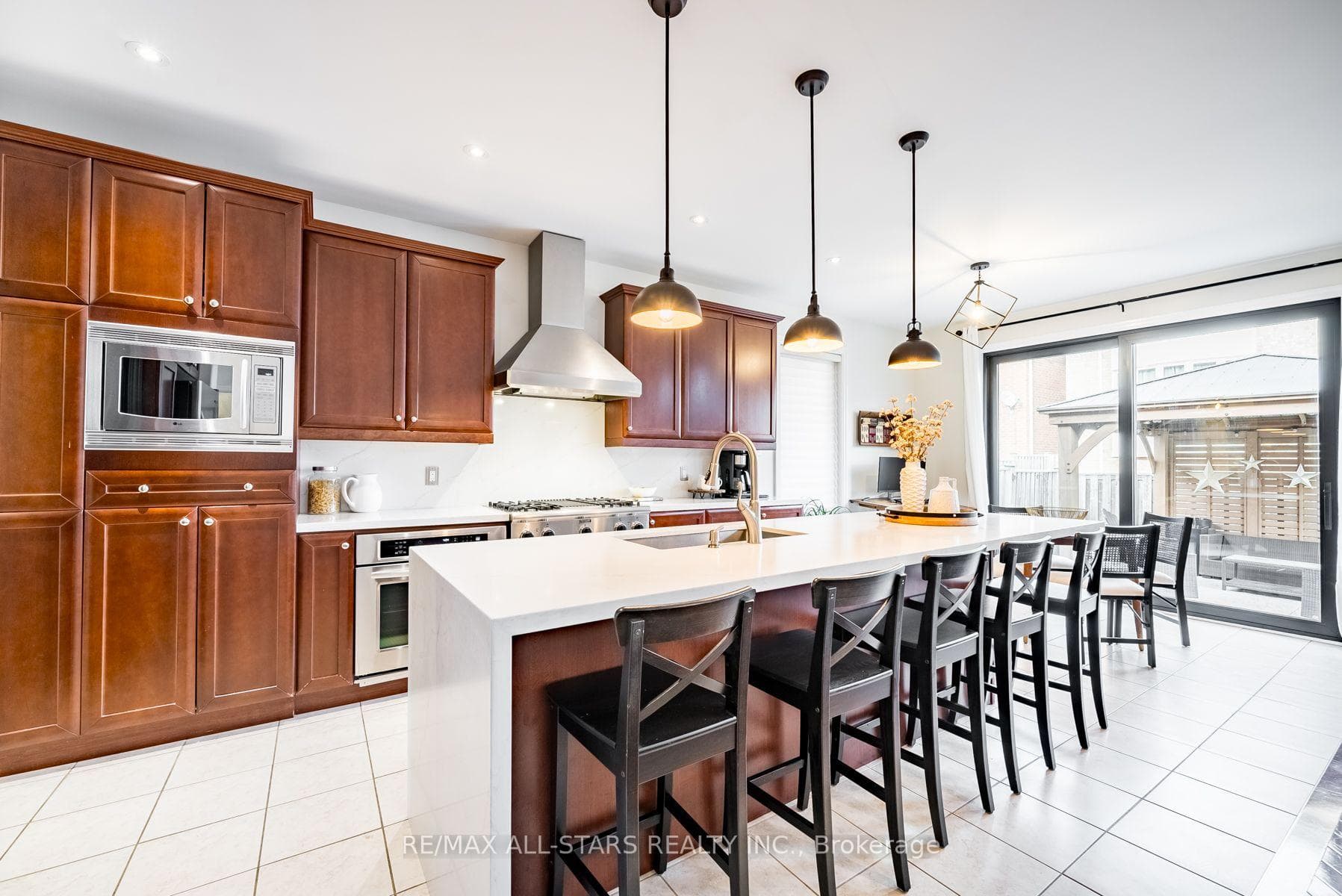 138 Stephensbrook Circle photo 11