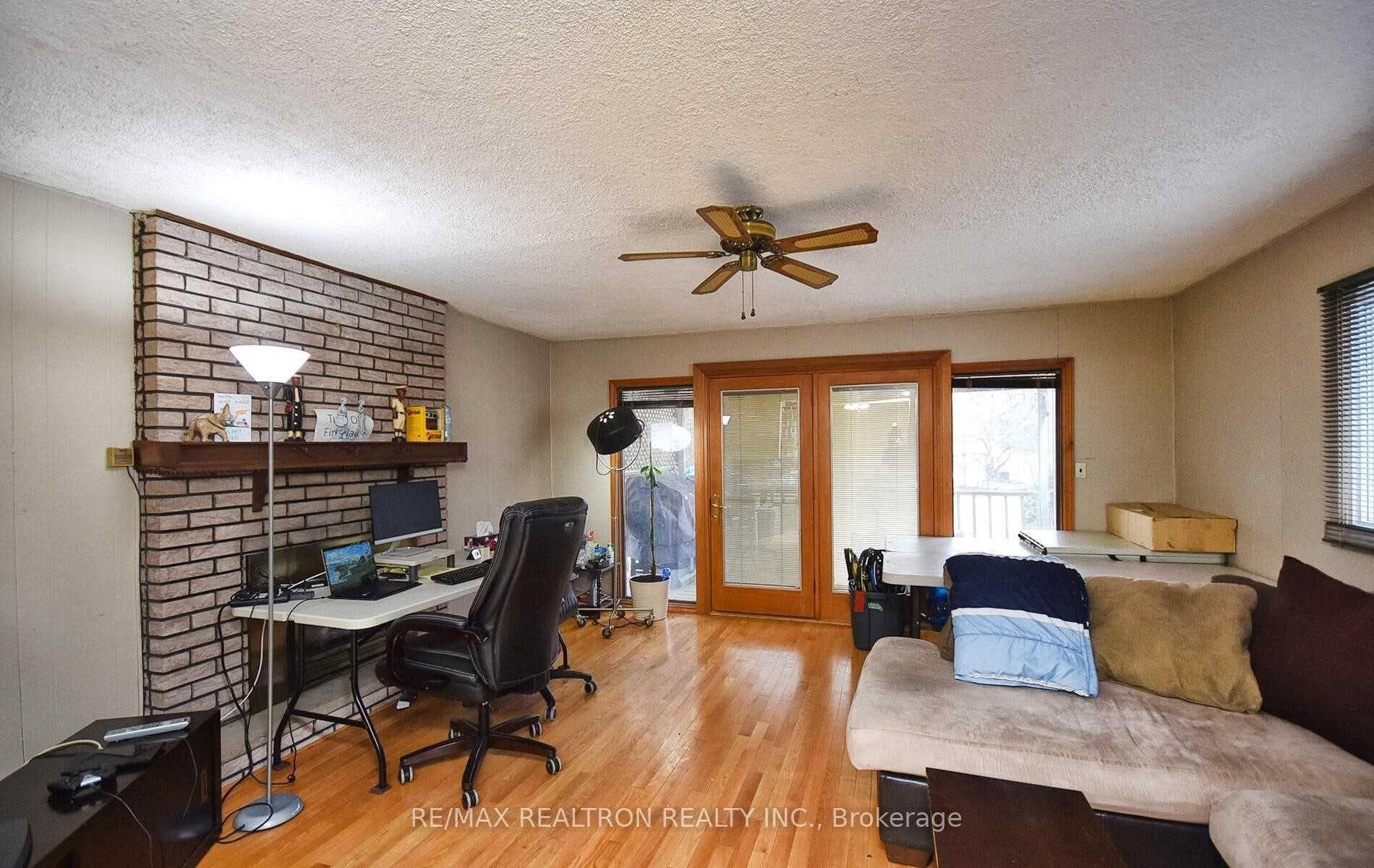 382 Drewry Avenue photo 2