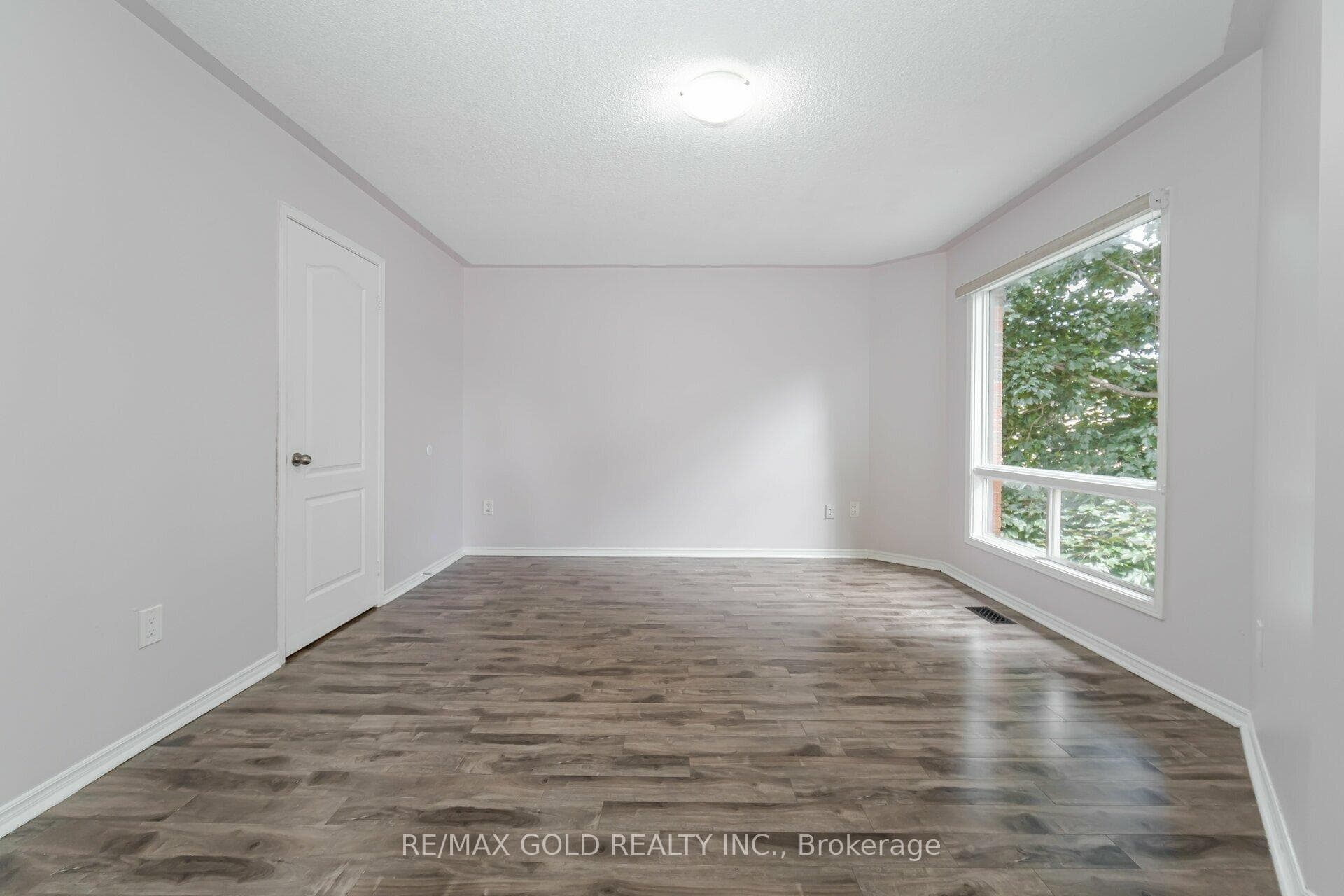 69 Softneedle Avenue photo 19
