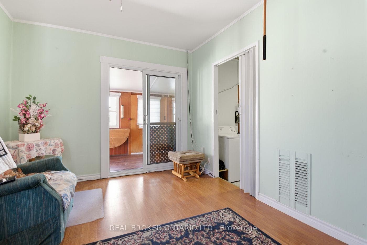 80 Knoll Street photo 6