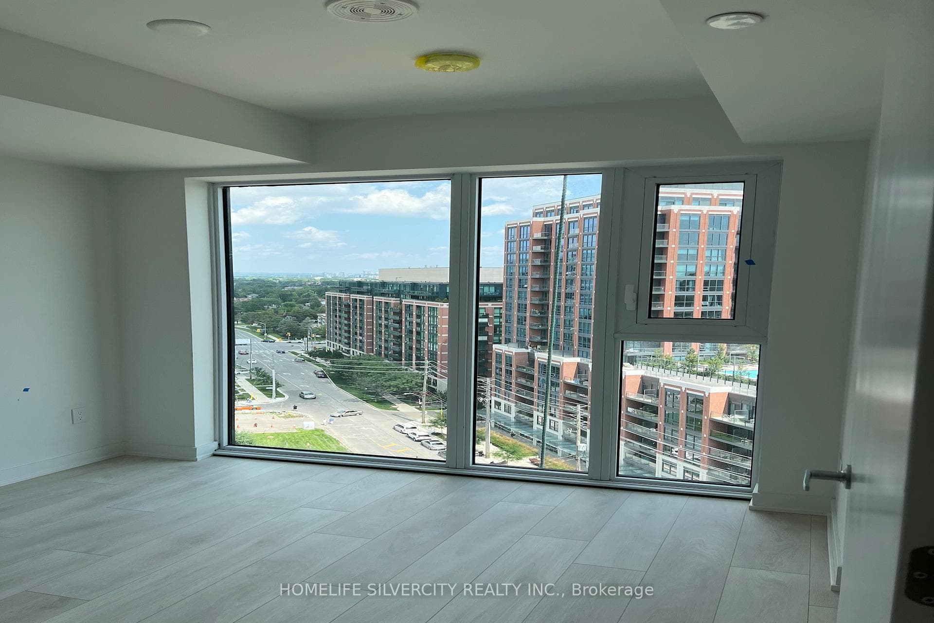 8 Tippett Road Unit 1205 photo 16