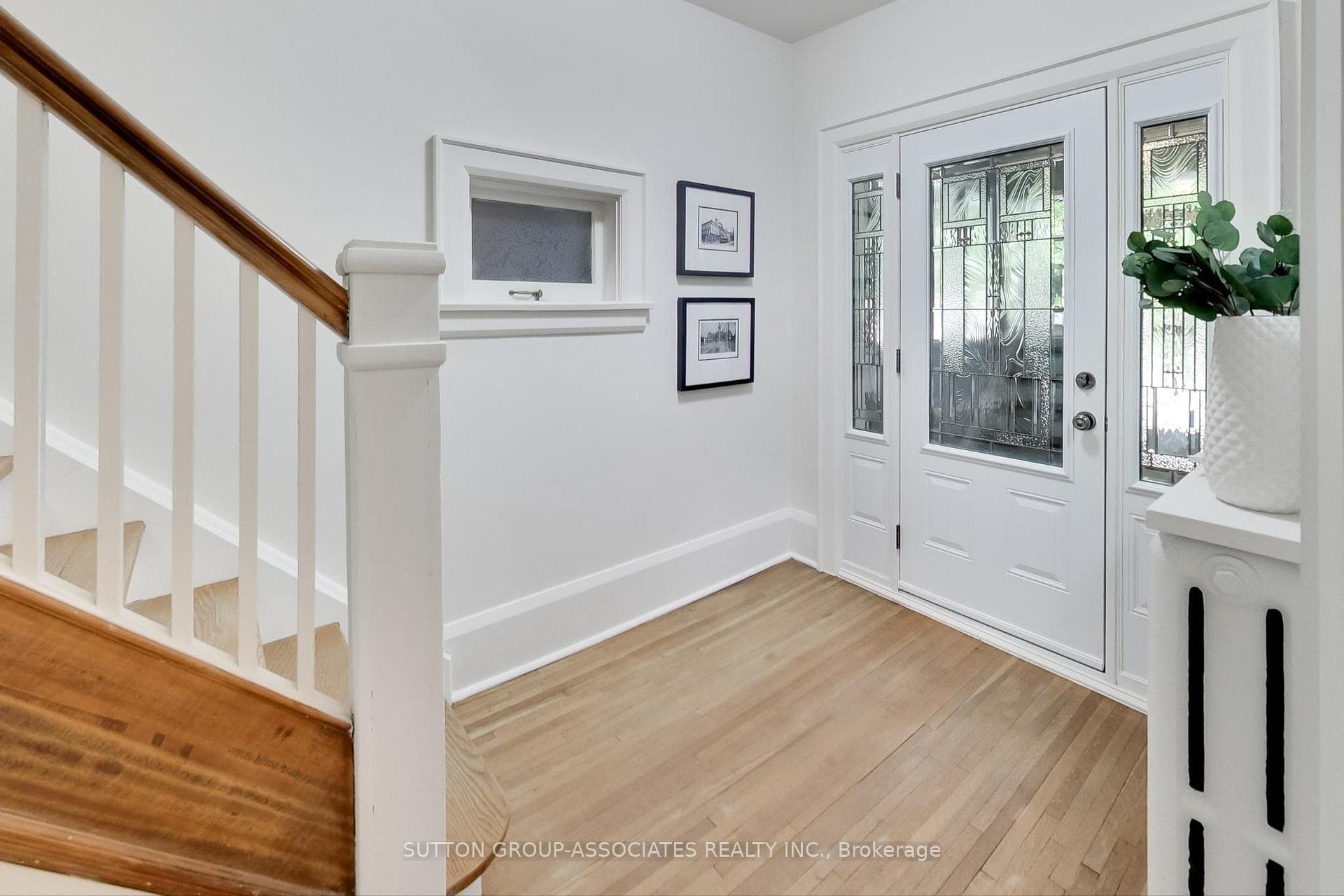 222 Winona Drive photo 4