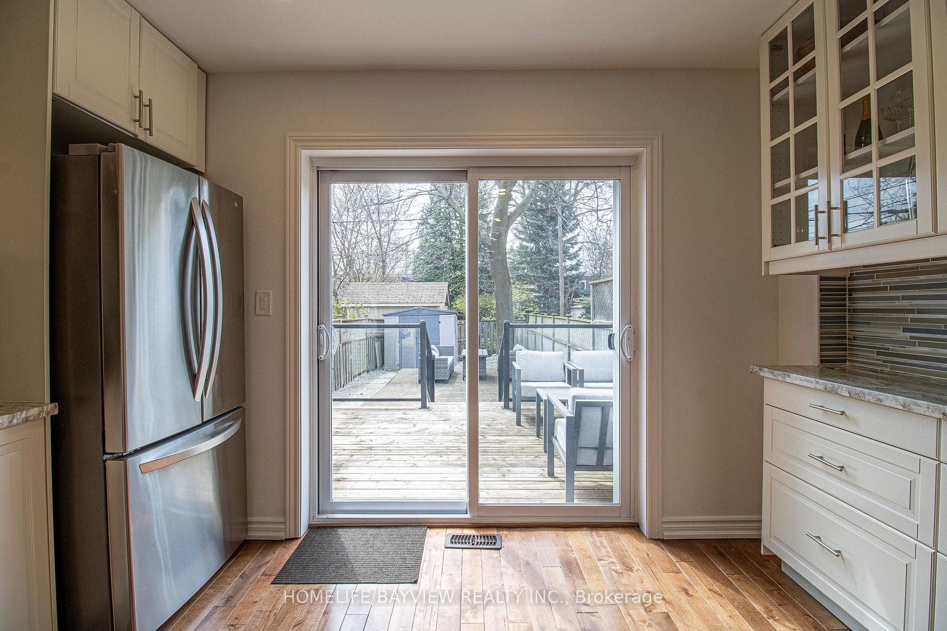 433 Davisville Avenue photo 10