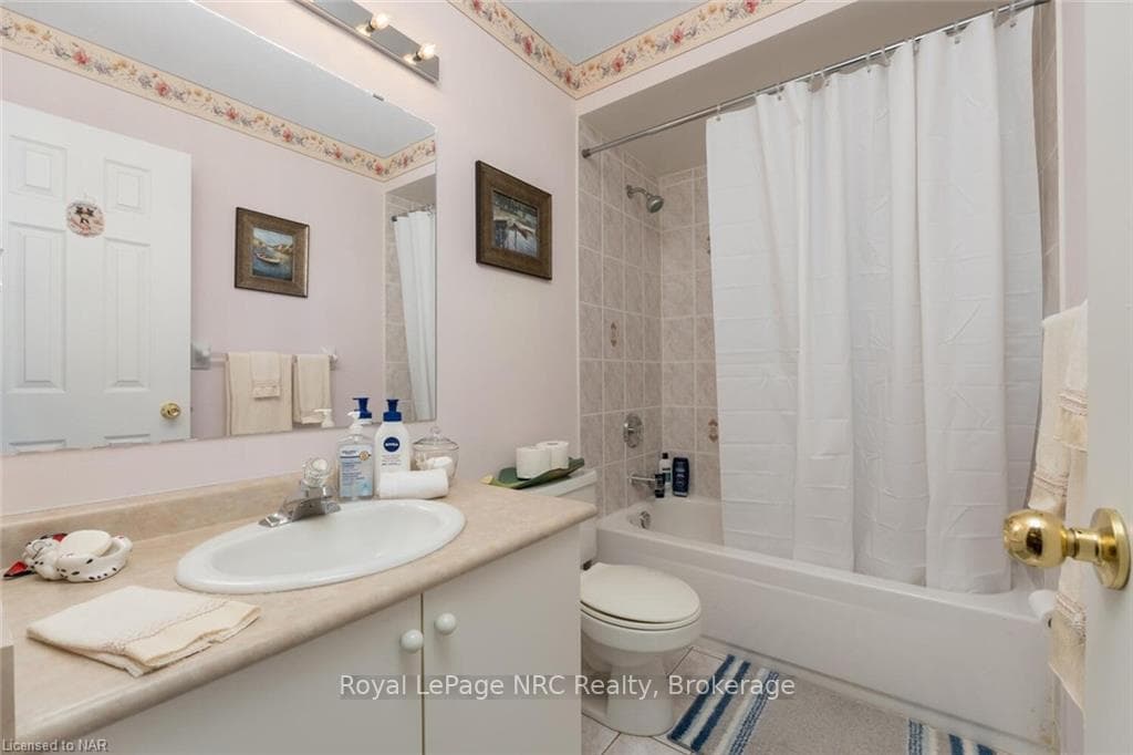 59 Manorwood Court photo 16