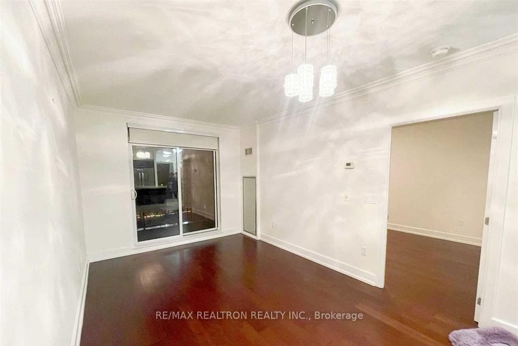 650 Sheppard Avenue Unit 620 photo 11