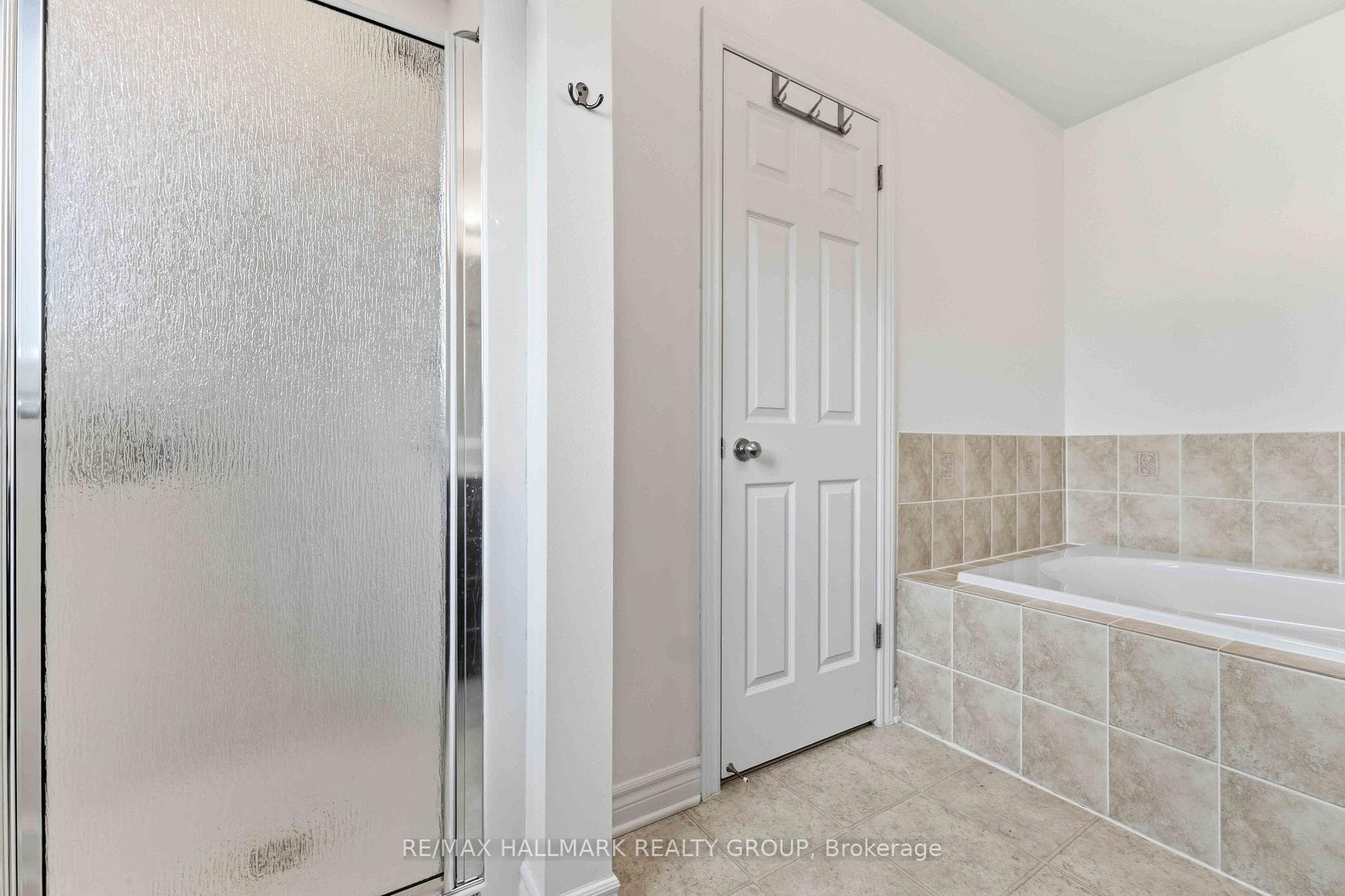 125 Montmorency Way photo 21