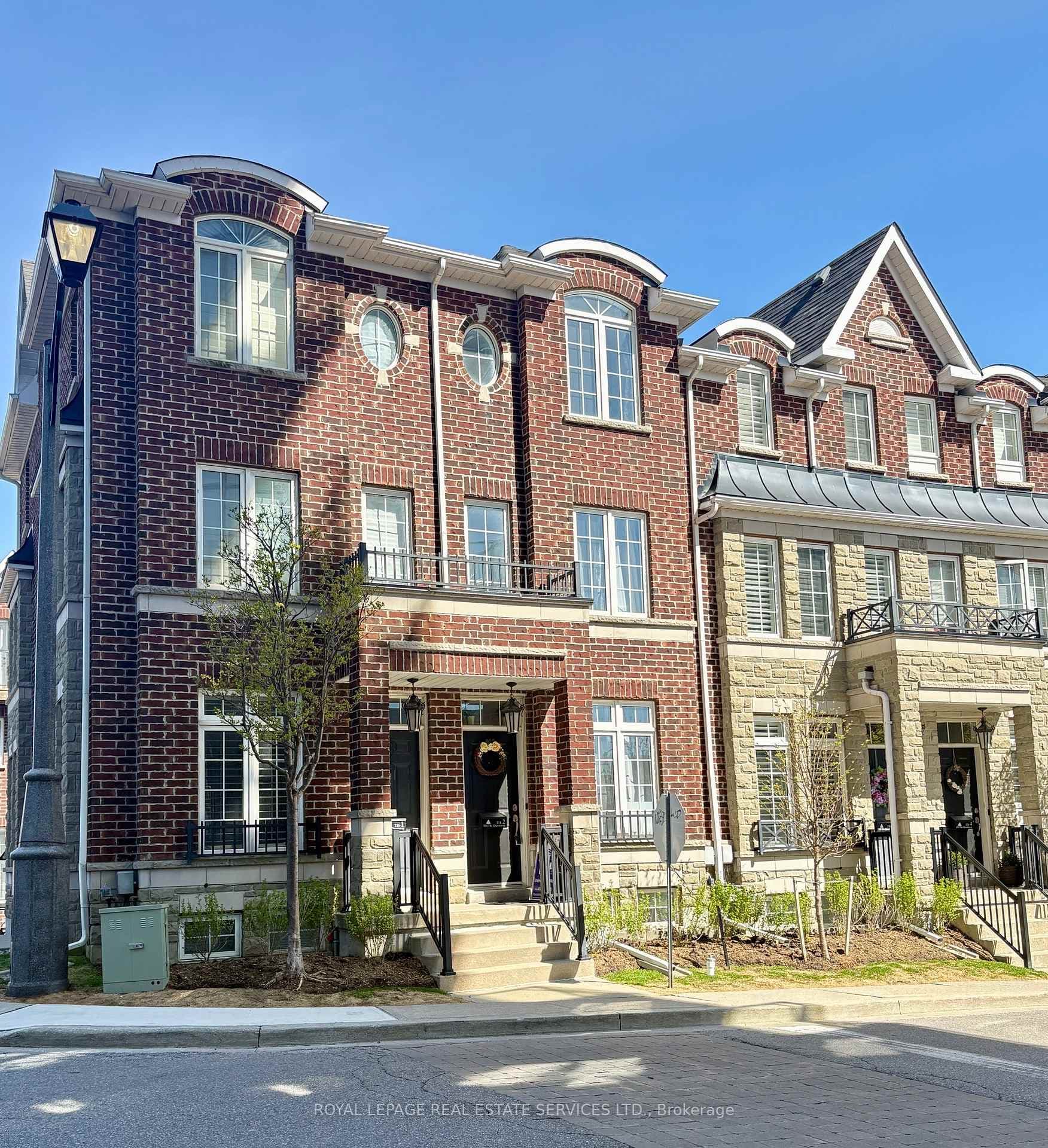 101 The Queensway N/A Unit TH2 photo 25