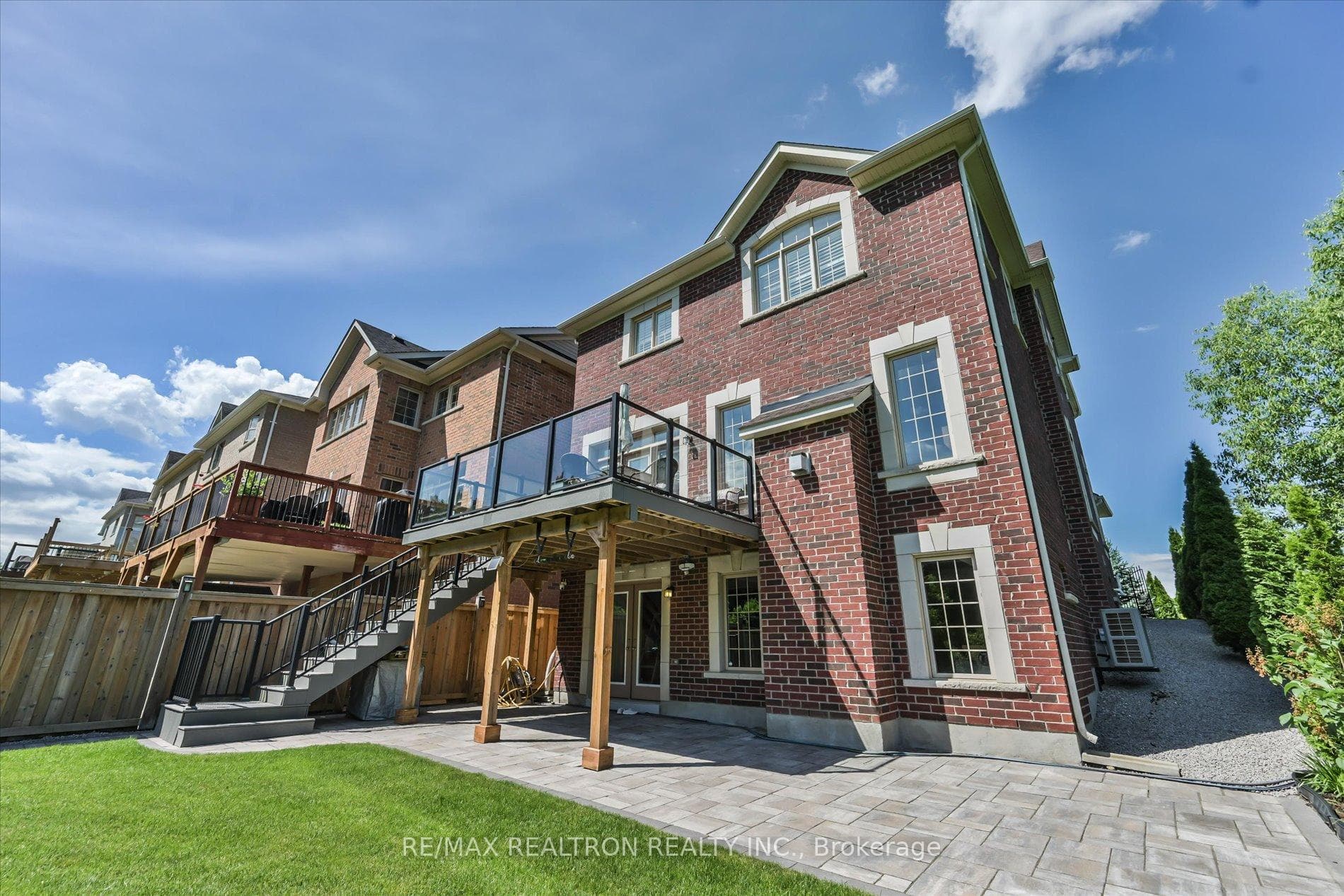 175 William Graham Drive photo 39