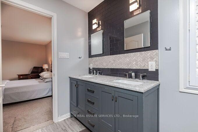 1129 Meighen Way photo 40