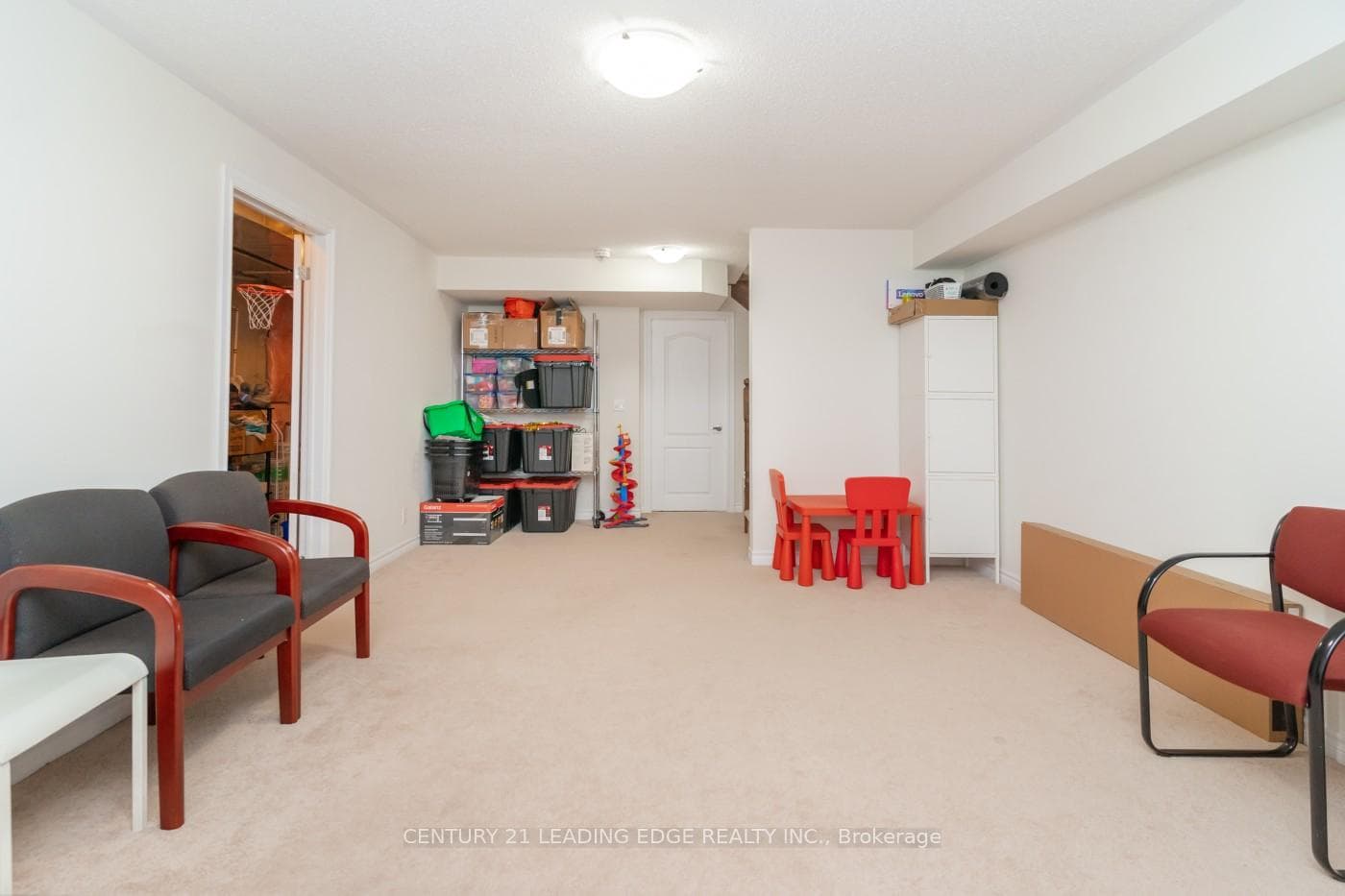 2457 Hill Rise Street photo 33