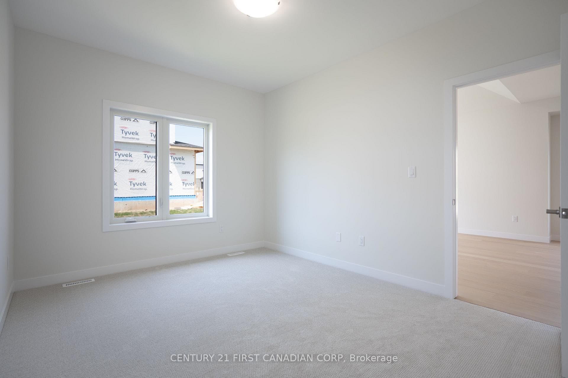 6674 Hayward Drive photo 13