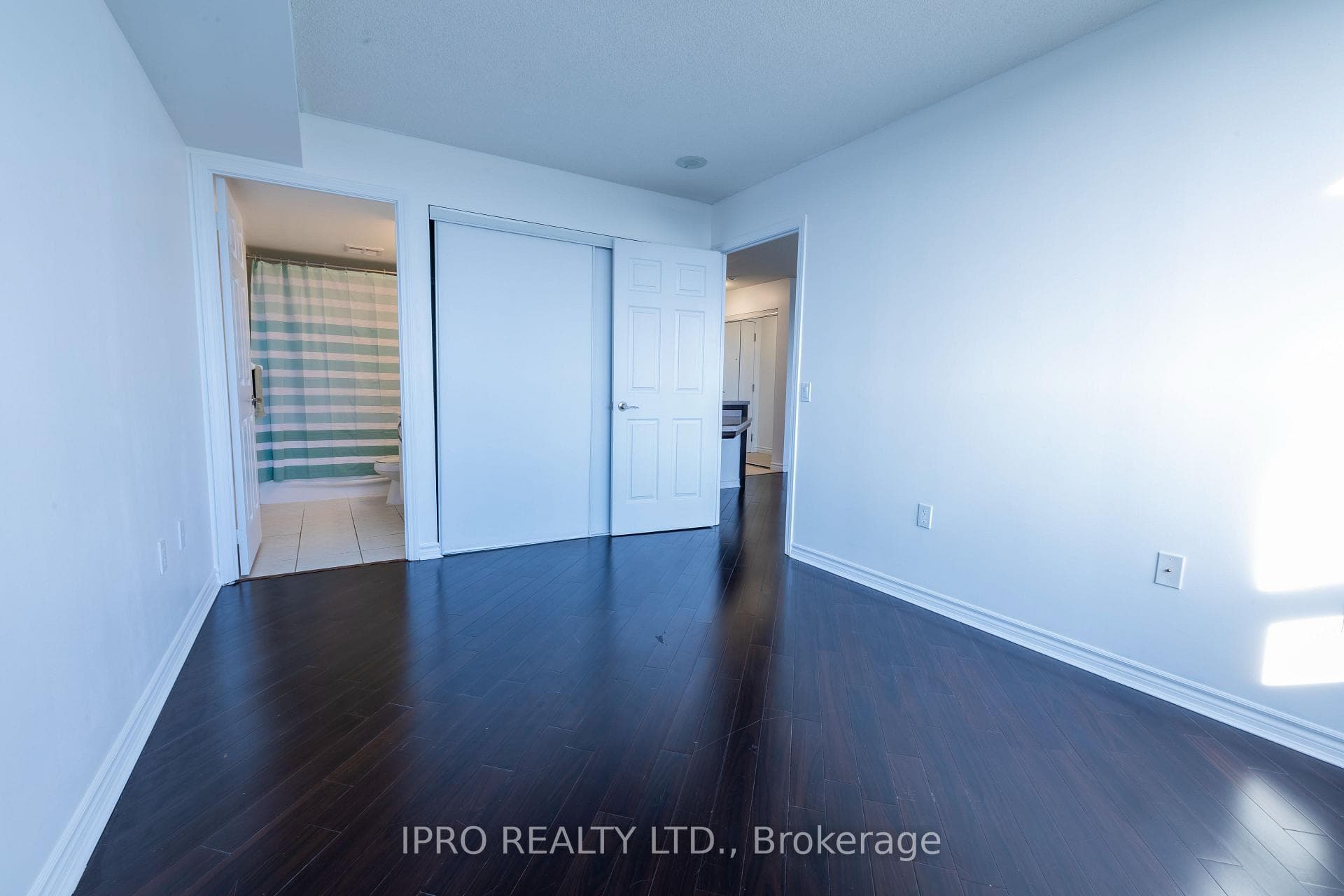 55 Strathaven Drive Unit 507 photo 9