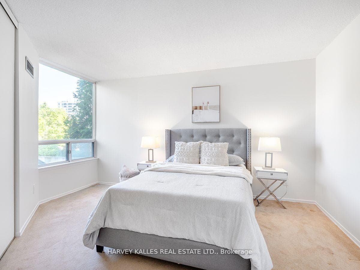 1101 Steeles Avenue Unit 214 photo 22
