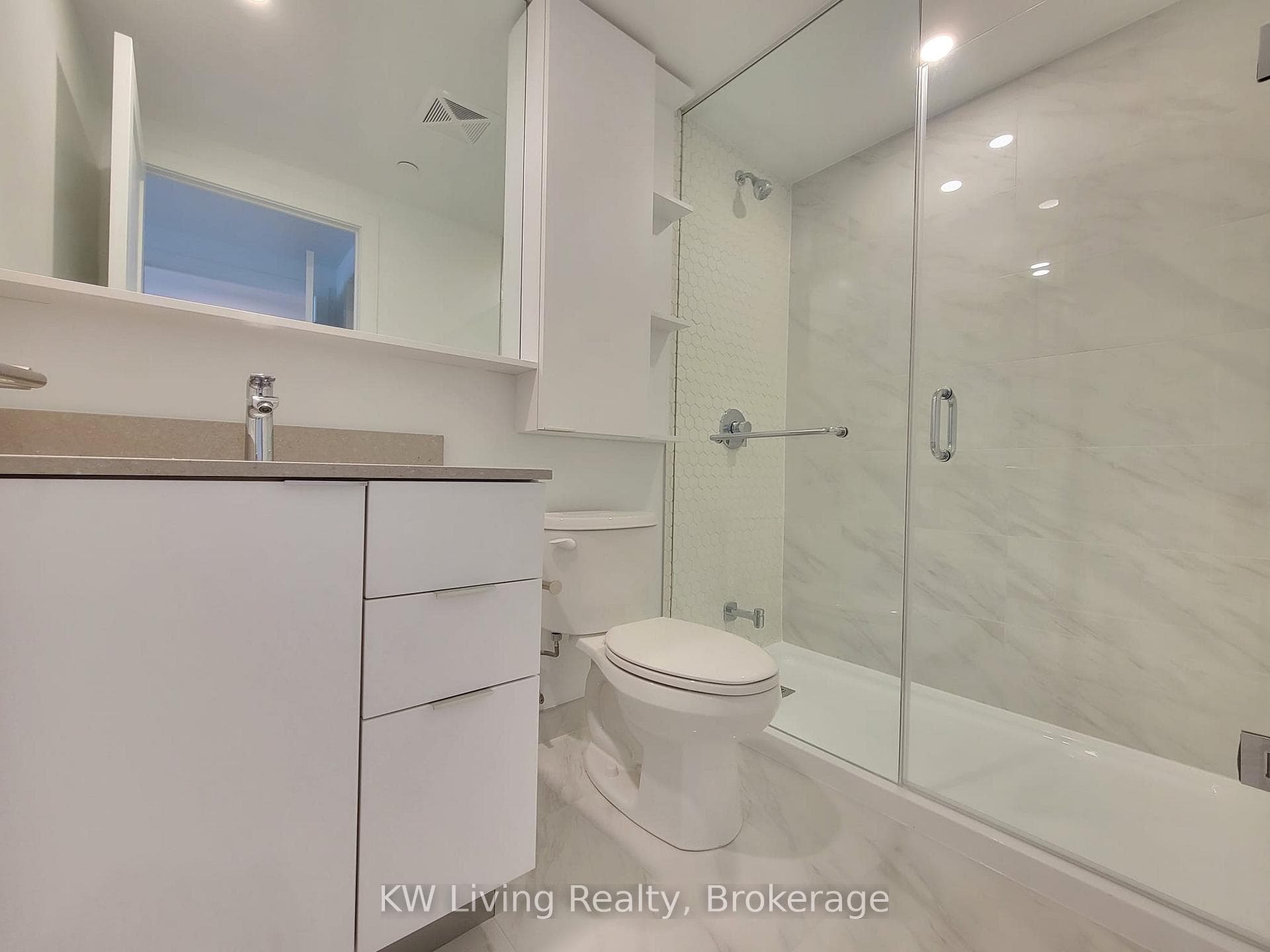 8 Cedarland Drive Unit 1002 photo 5