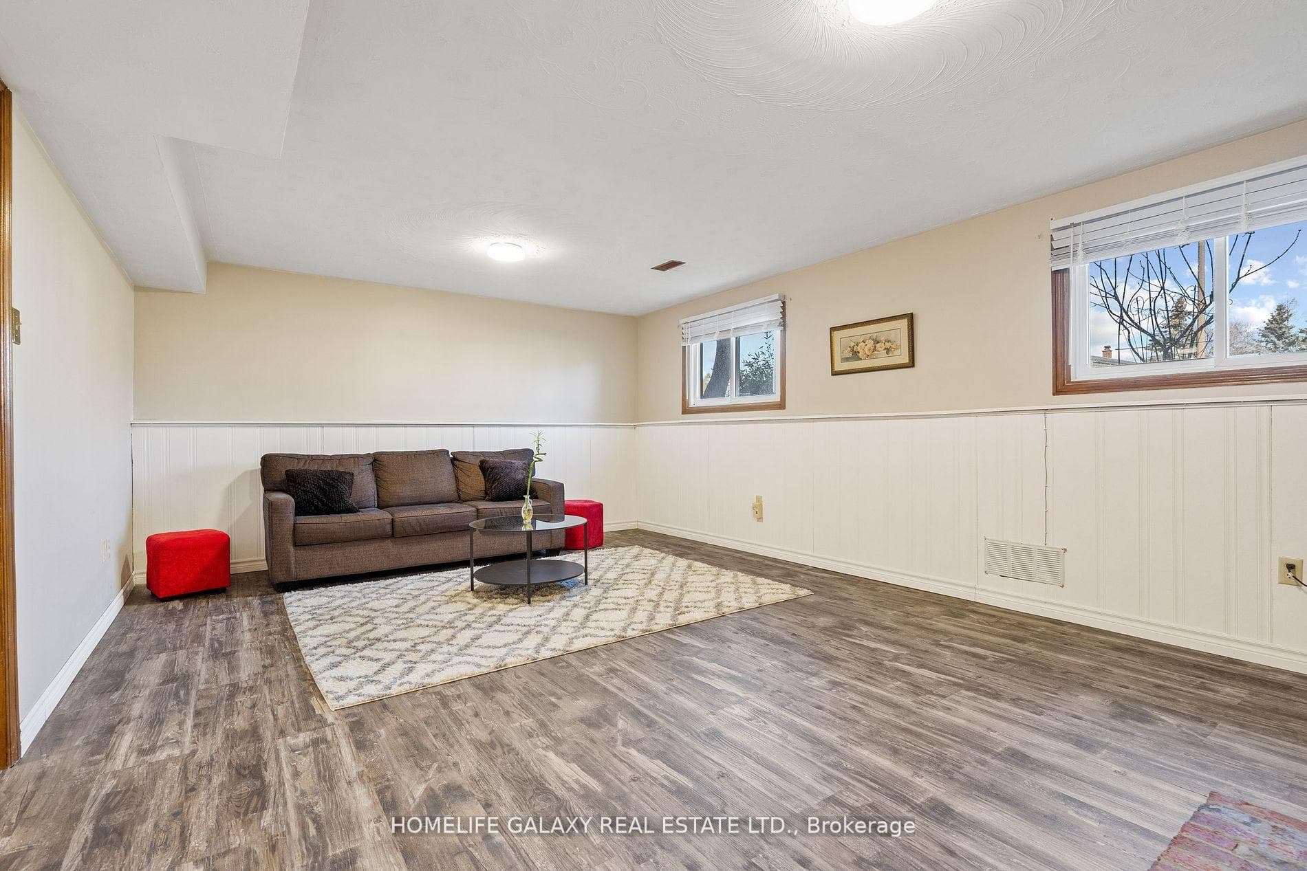 7451 Scholfield Road photo 16