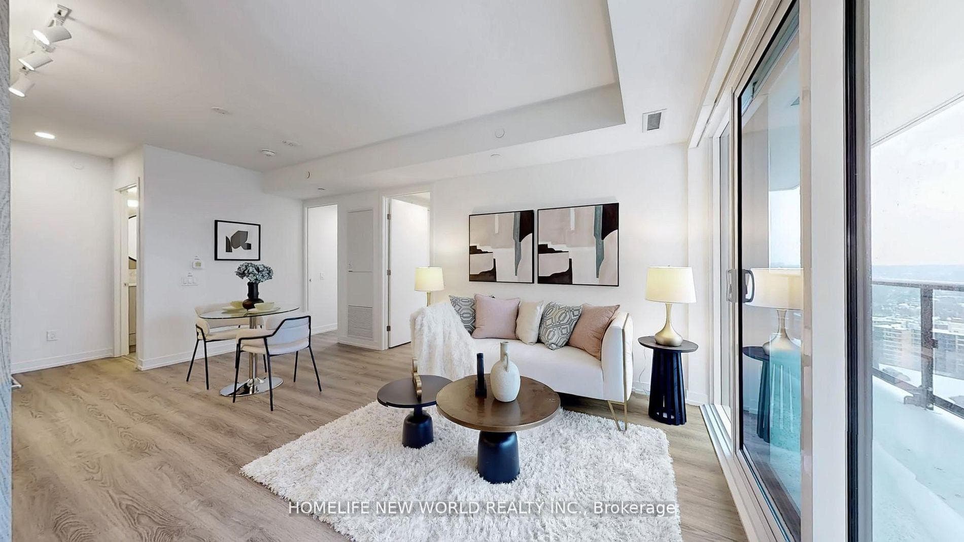 771 Yonge Street Unit 1908 photo 11