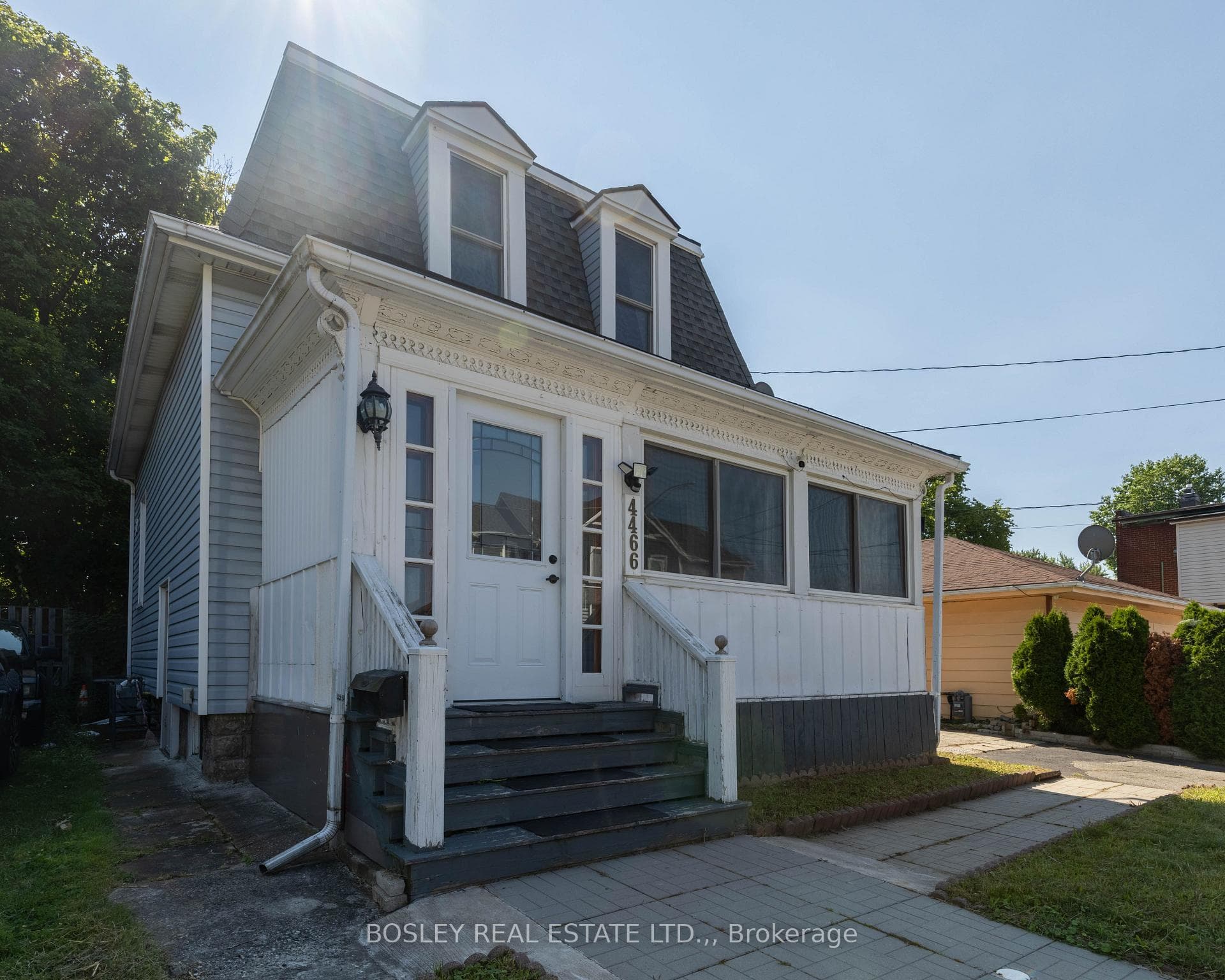 4466 Fourth Avenue photo 3