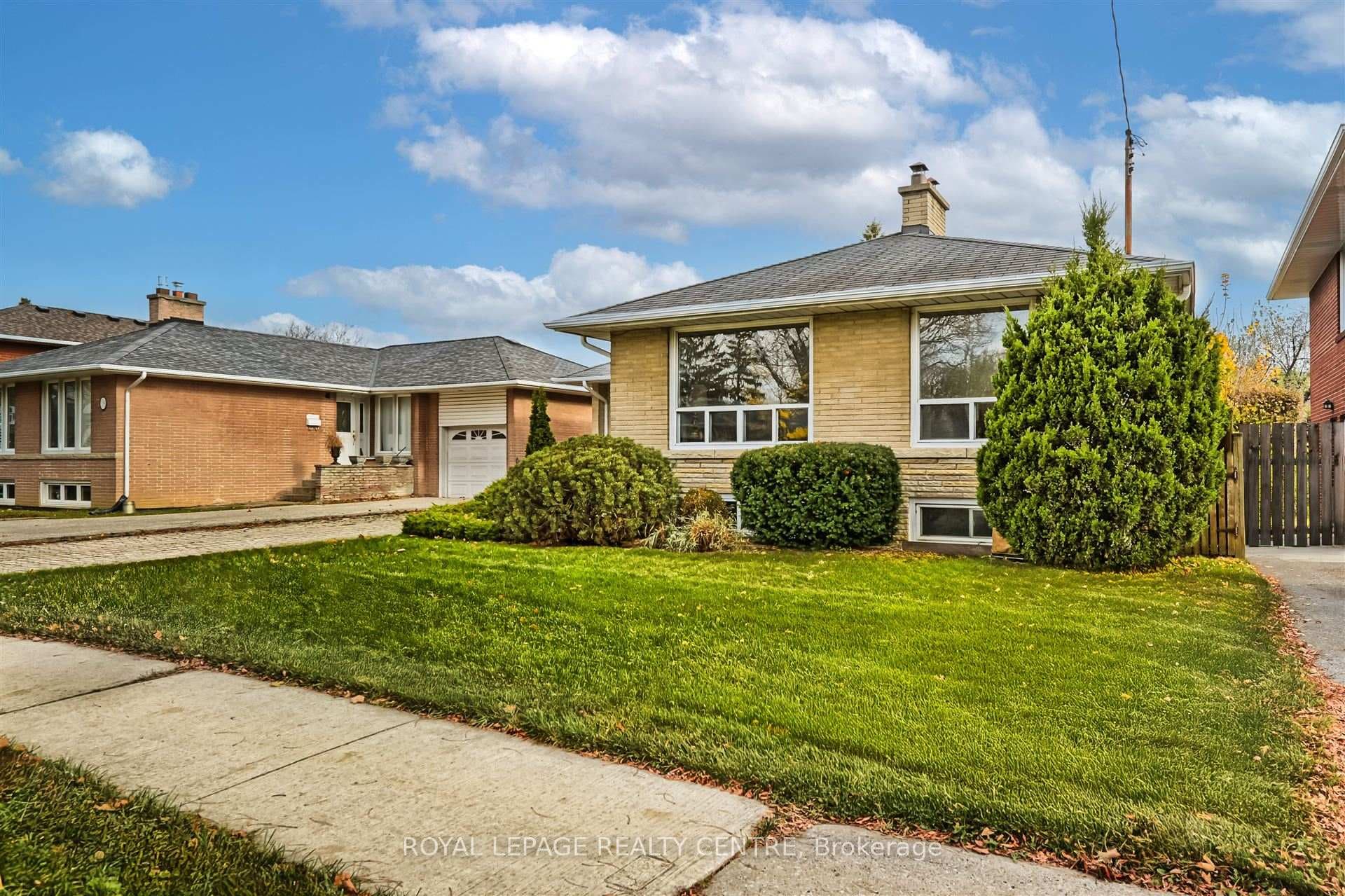 21 Hernshaw Crescent photo 5