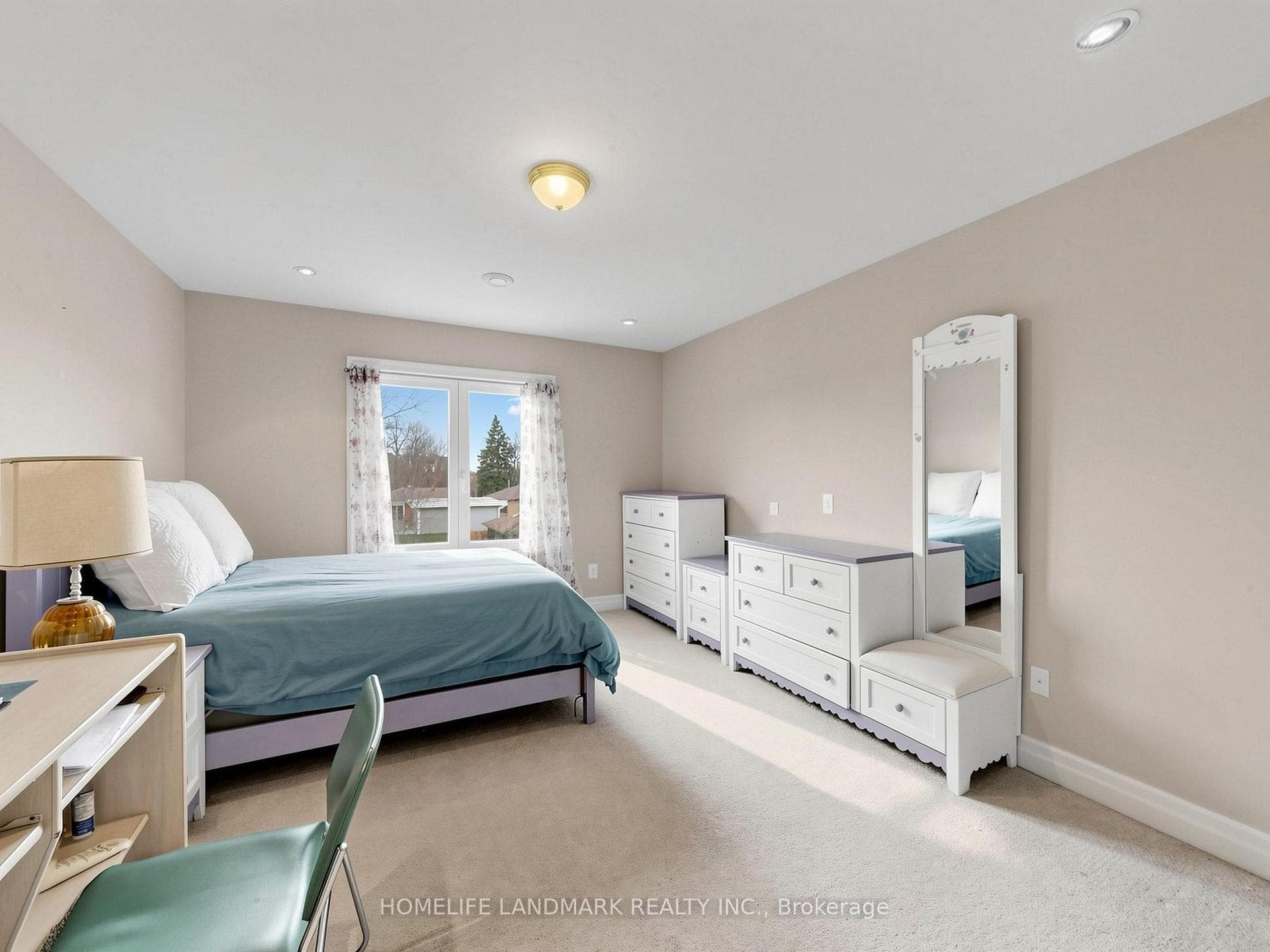 52 Cedar Brae Boulevard photo 37