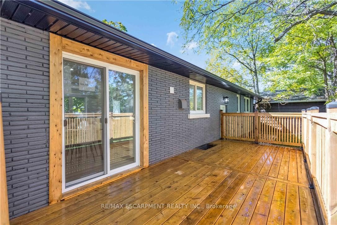 7 Swan Drive photo 43